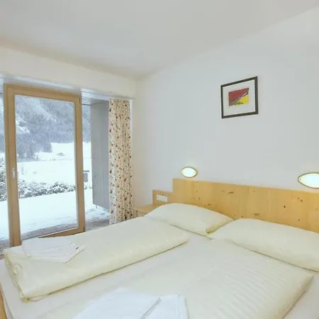 Schoeneben Haus Sonneck Casa vacanze Wald im Pinzgau